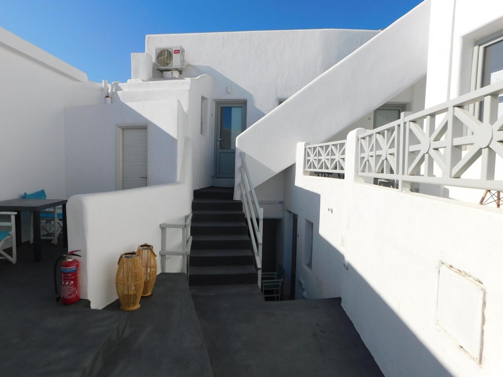 Fira Unique Rooms Esterno foto